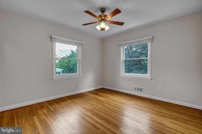 Building Photo - 2301 Barbour Rd