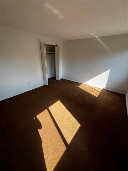 Building Photo - 121 Bellwood Ct