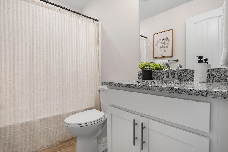 Building Photo - 812 Aubrey Ave