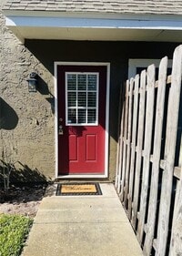 Building Photo - 16513 Lake Brigadoon Cir