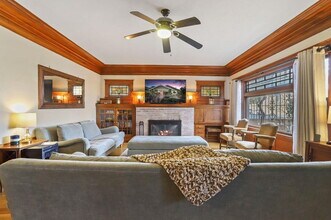 Building Photo - My 2 Bedroom Lovely Single family Home is ...