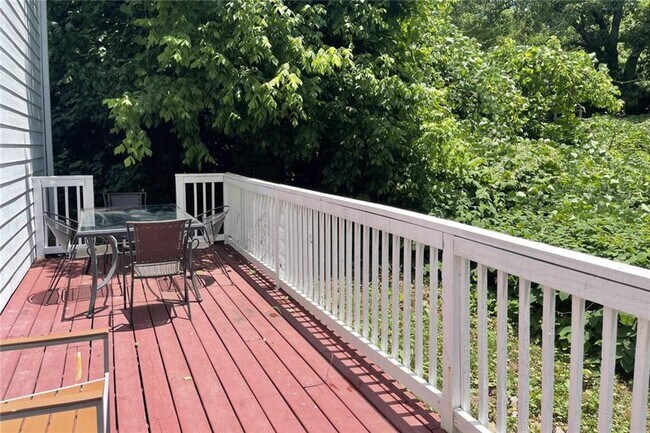 Building Photo - 64 Moury Ave SE