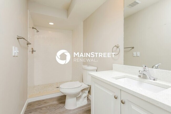 Building Photo - 4 Bedroom Pet-Friendly Home in Longwood, FL with Main Street Renewal