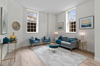 Building Photo - 65 Glen Rd