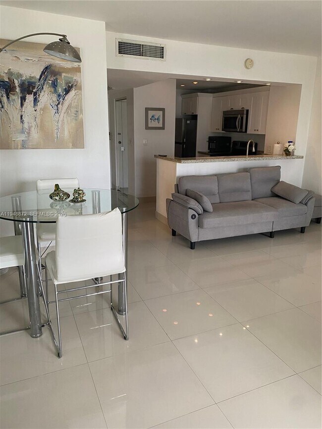 Building Photo - 1965 S Ocean Dr