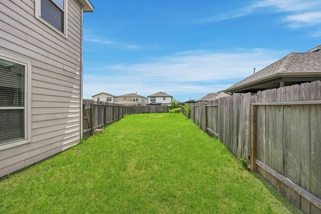 Building Photo - 14603 Auburn Dusk Dr
