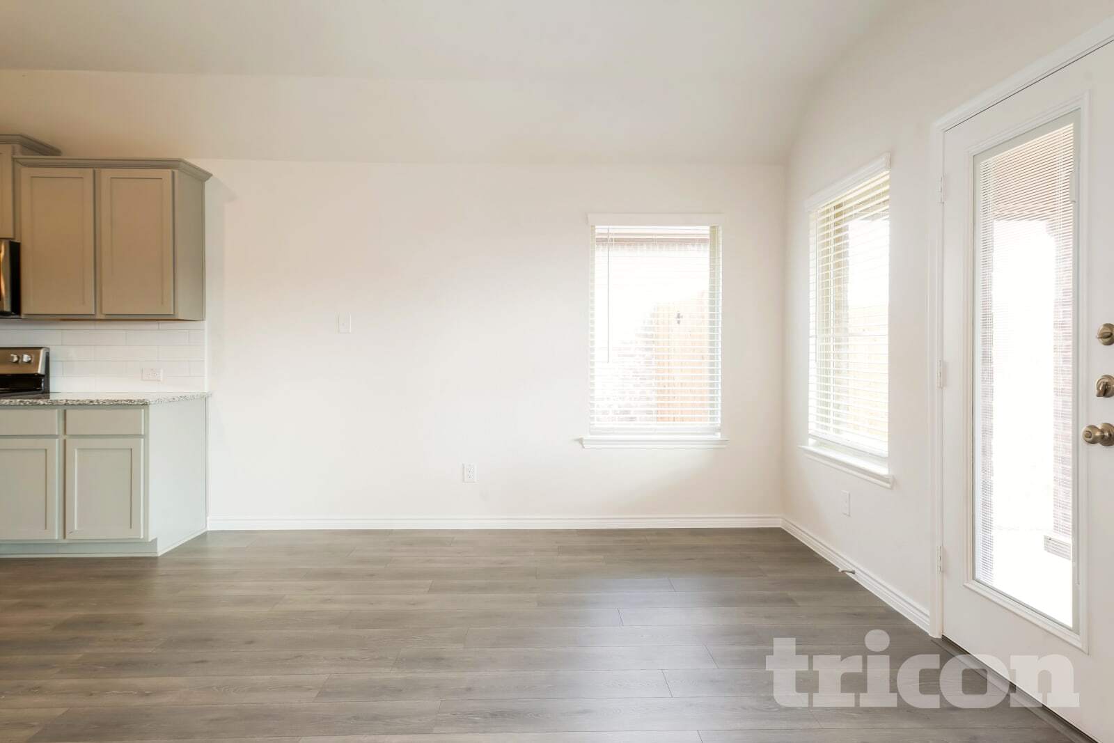 Building Photo - 431 Rivendale Way