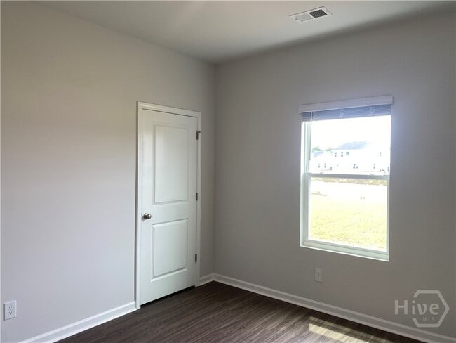 Building Photo - 107 Stillhouse Dr