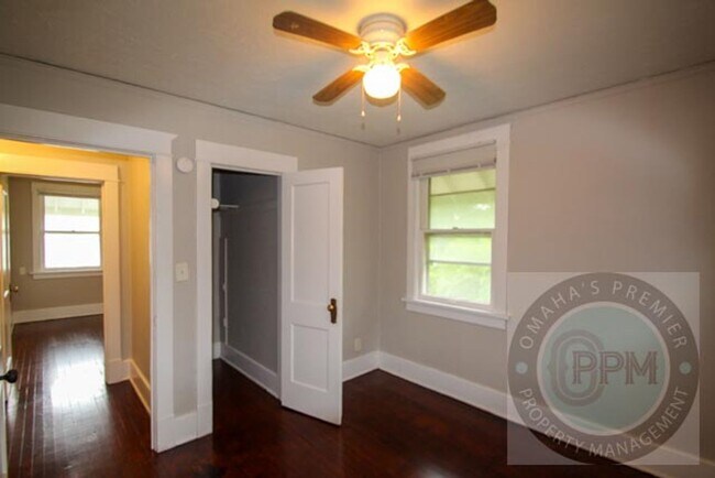 Building Photo - 3315 Seward St