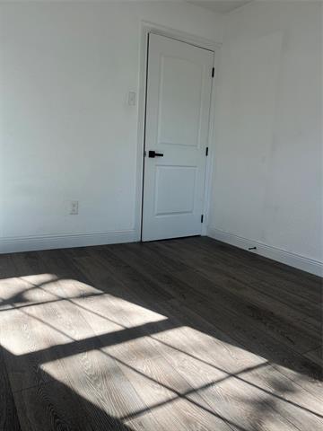 Building Photo - 15140 Oakwood Ln