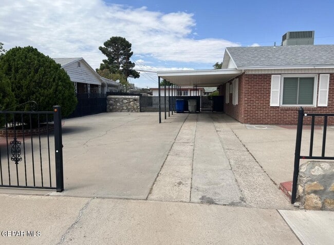 Building Photo - 6447 Navajo Ave