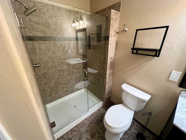 Building Photo - 3106 66th Ave Ct