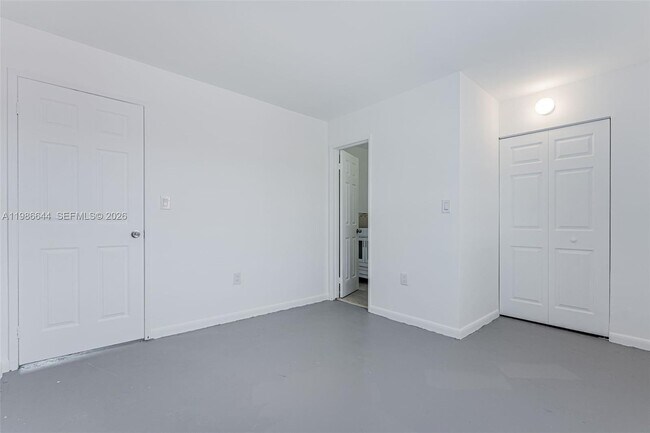 Building Photo - 15260 SW 80th St