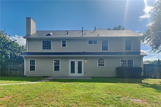 Building Photo - 3282 Summit Glen Dr