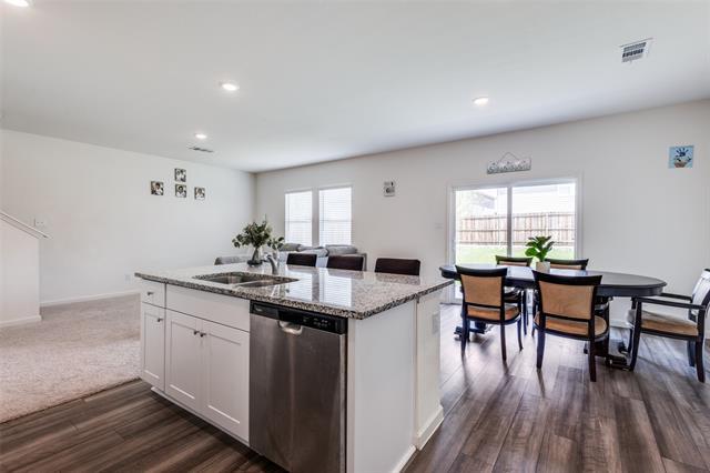 Building Photo - 2115 Revere Dr