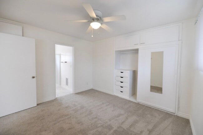 Building Photo - 217 Avenida Cabrillo