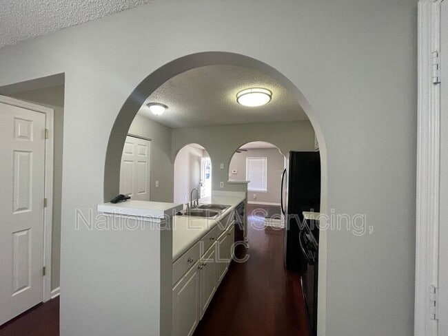 Building Photo - 703 Addy Cove