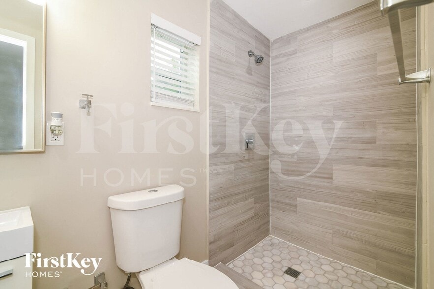 Building Photo - 1241 NW 7th Ave