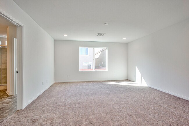 Building Photo - 7771 Bright Ldg St