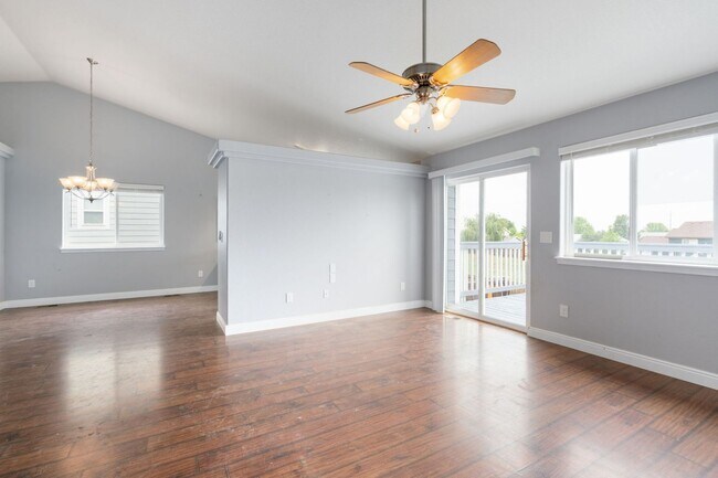 Building Photo - Ranch Style. 3 Bedroom Home.