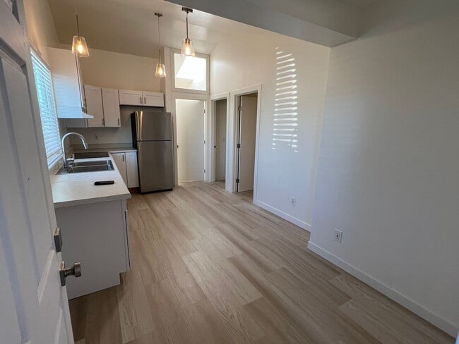Building Photo - Newly Built 2-Bedroom ADU in Lompoc – Mode...