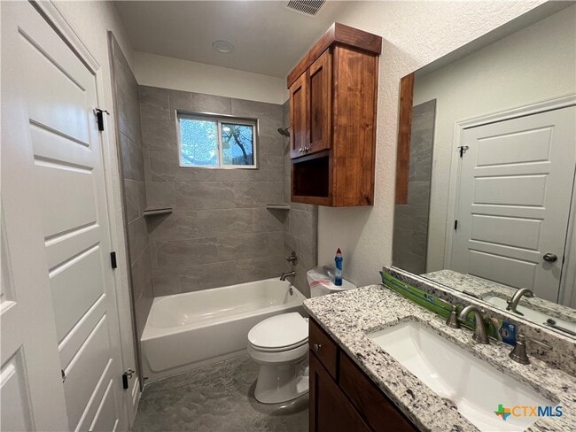 Building Photo - 274 Kerlick Ln