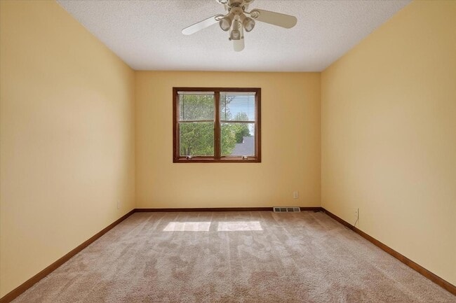 Building Photo - 7932 Harrow Ct