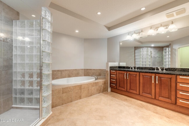 Building Photo - 3245 S Atlantic Ave