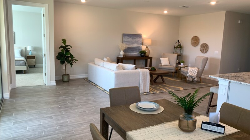 Building Photo - 15968 Crofton Spgs Wy