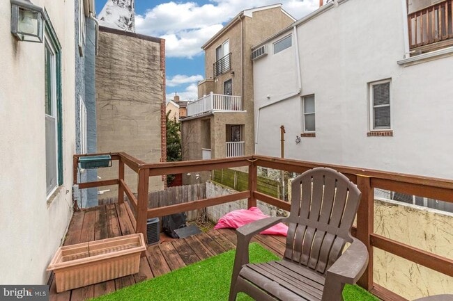 Building Photo - 1710 Naudain St