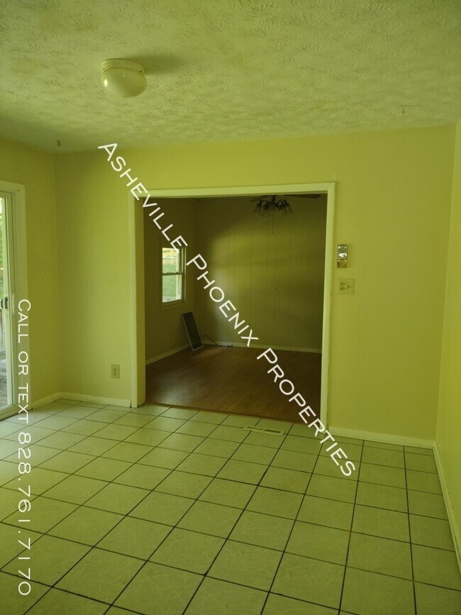 Building Photo - 509 Wilson Ave