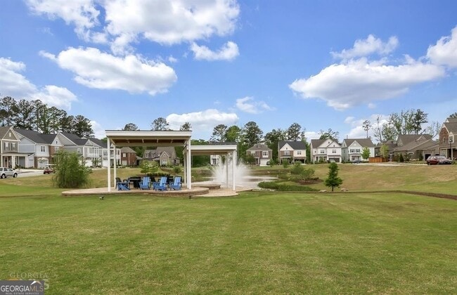 Building Photo - 330 Elkins Pl