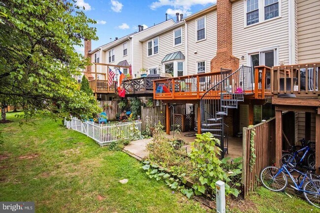 Building Photo - 43535 Postrail Square