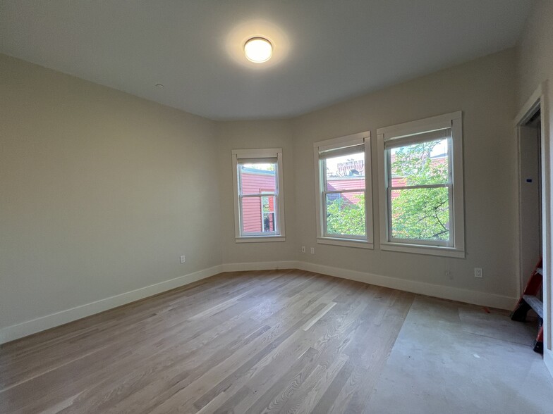 Building Photo - 56 JFK St