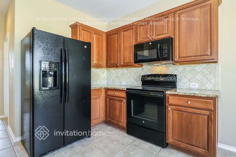 Building Photo - 1116 Melrose Dr