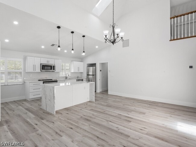 Building Photo - 1131 Crayton Rd