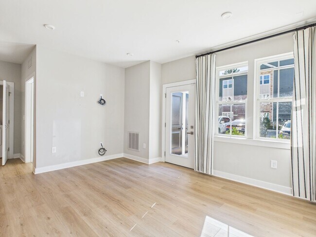 Building Photo - 6601 Citory Way