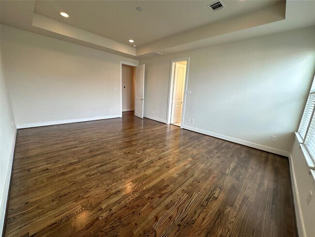 Building Photo - 3415 Kensington Yellow Pl
