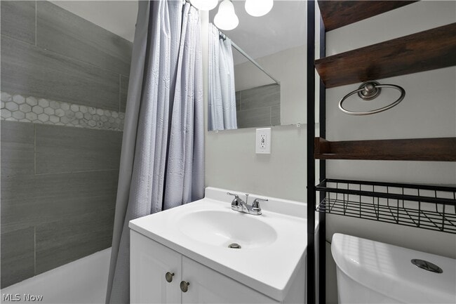 Building Photo - 4561 W 148th St