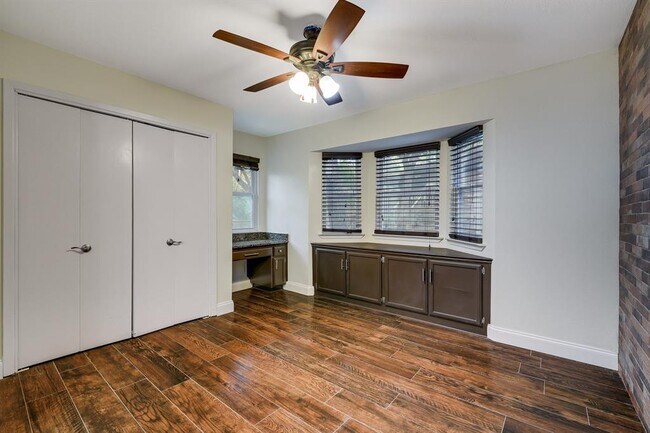 Building Photo - 2603 Creek Bend Cir