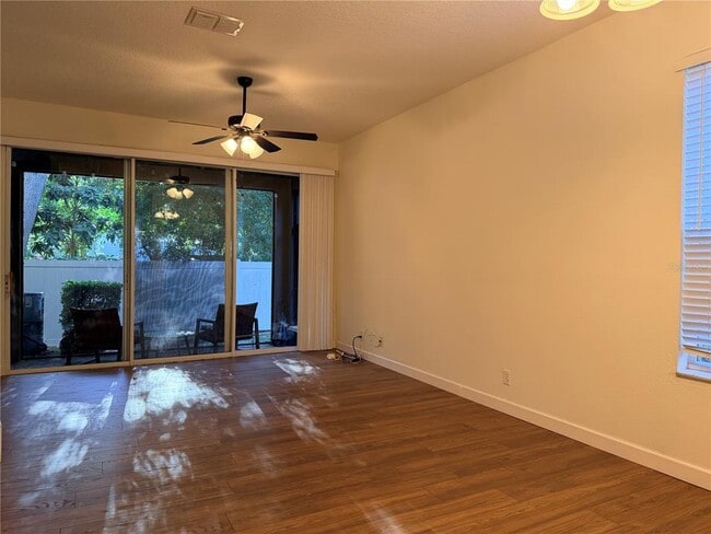 Building Photo - 4212 Bismarck Palm Dr