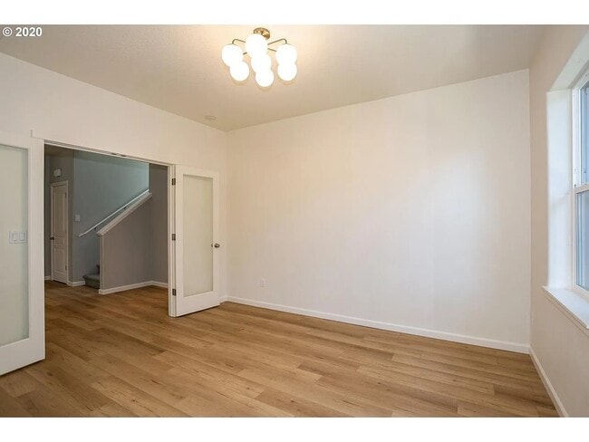 Building Photo - 153 NE Porto Way
