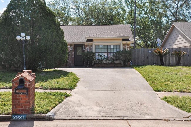 Primary Photo - 2931 Colony Dr