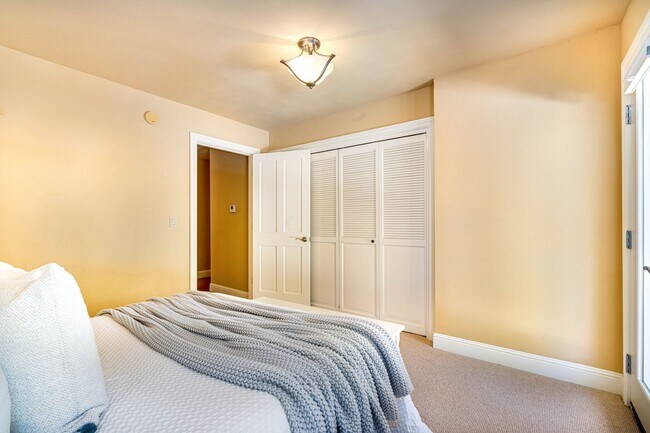 Building Photo - 4 Bedrooms, 3 Bathrooms, Cul-de-sac Location Near Silverado Country Club, Napa