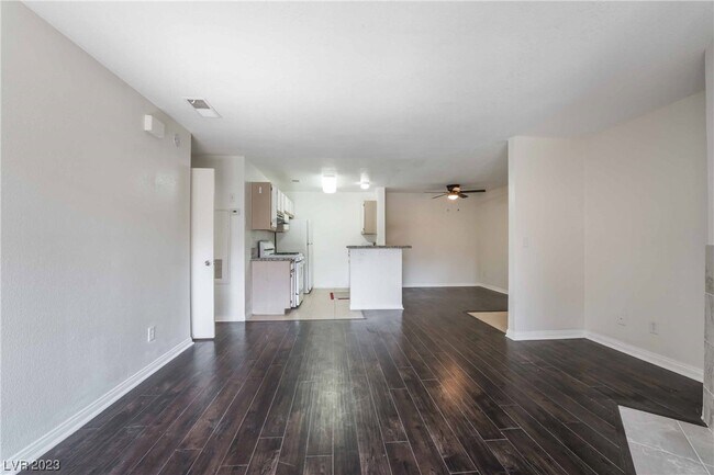 Building Photo - 2200 S Fort Apache Rd