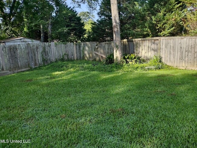 Building Photo - 206 Clark Farms Rd