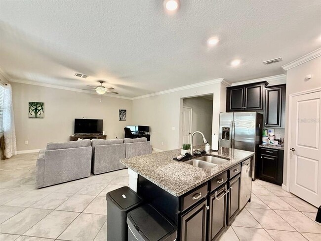 Building Photo - 10143 Count Fleet Dr