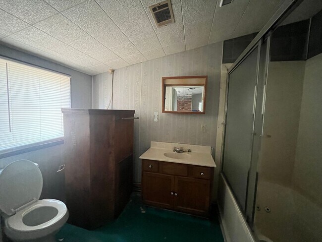 Building Photo - 1105 Lingo Rd