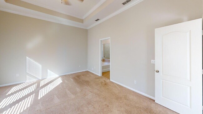 Building Photo - 15790 Whitebark Dr