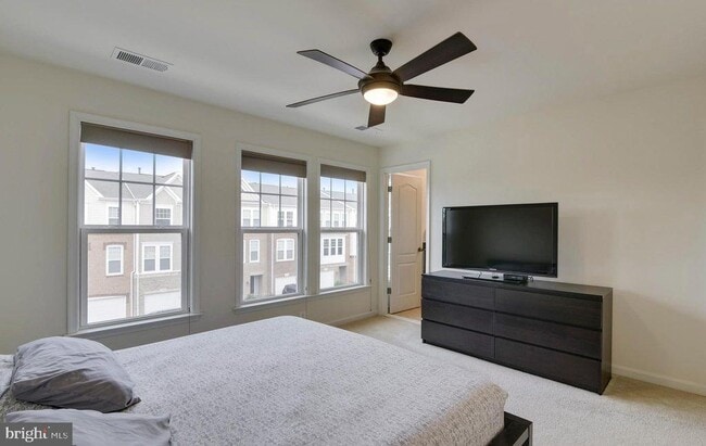 Building Photo - 21782 Mears Terrace